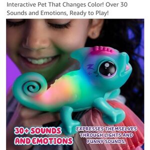 “Sunny”, the Bright Light interactive Chameleon from Little Live Pets